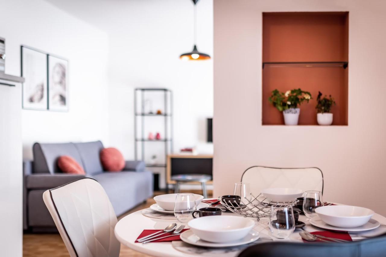 Apartments Tanya 希贝尼克 外观 照片