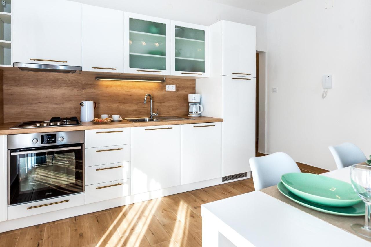 Apartments Tanya 希贝尼克 外观 照片