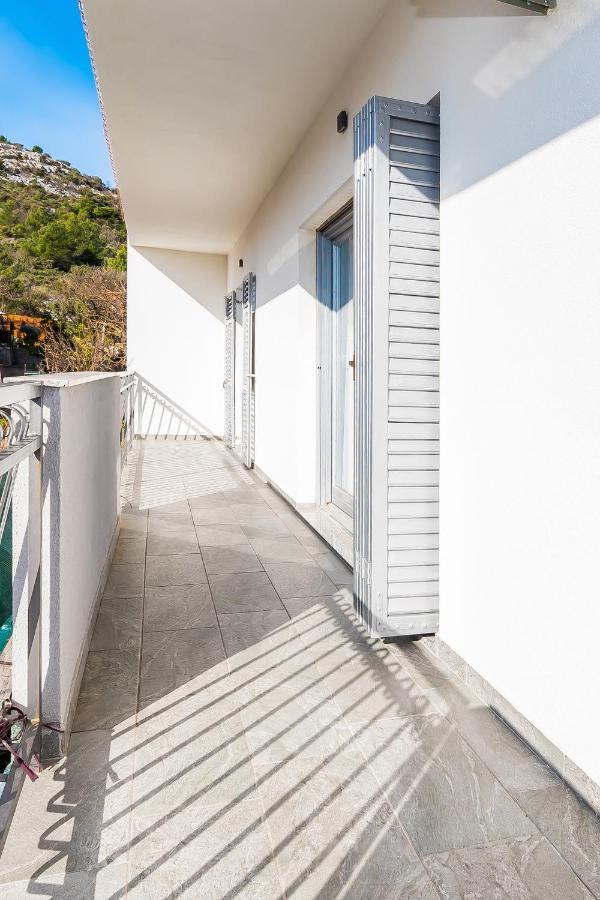 Apartments Tanya 希贝尼克 外观 照片