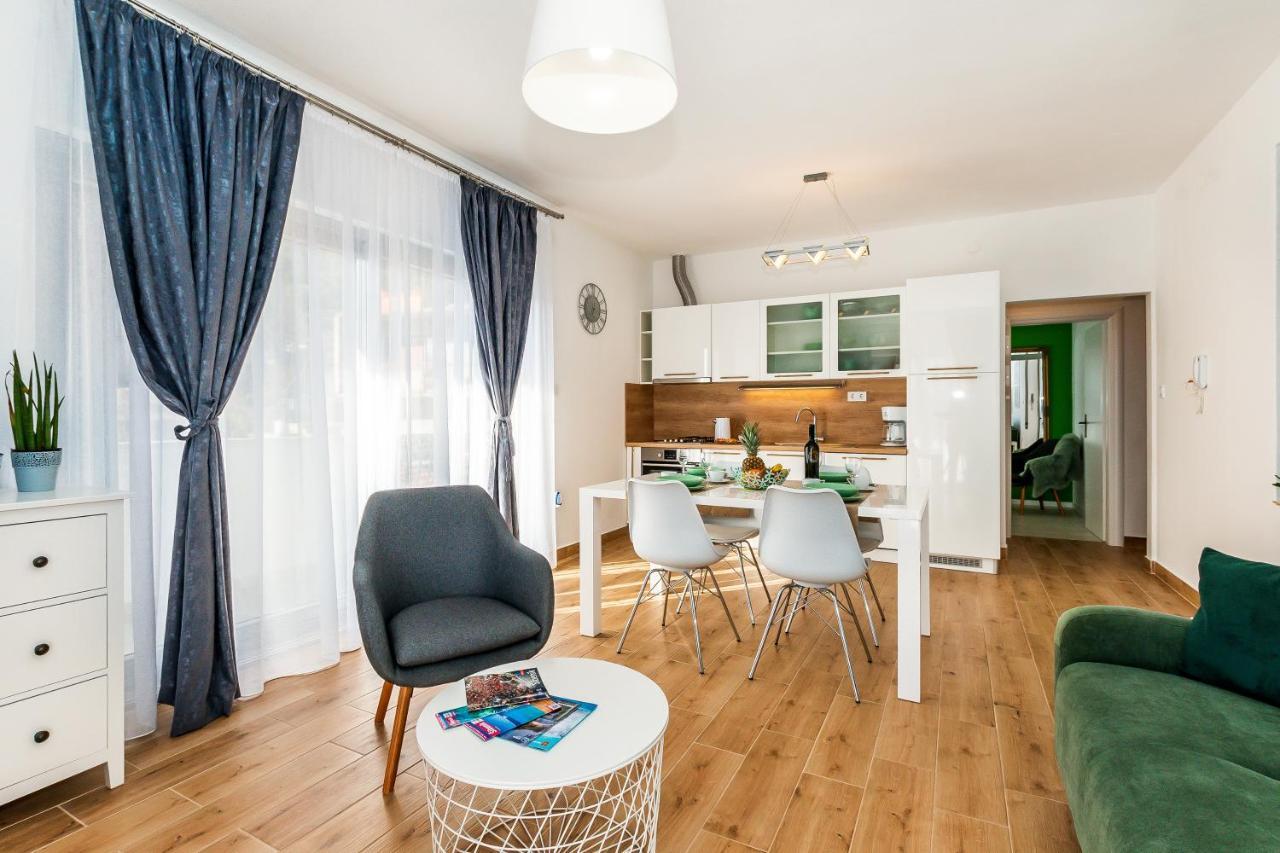 Apartments Tanya 希贝尼克 外观 照片