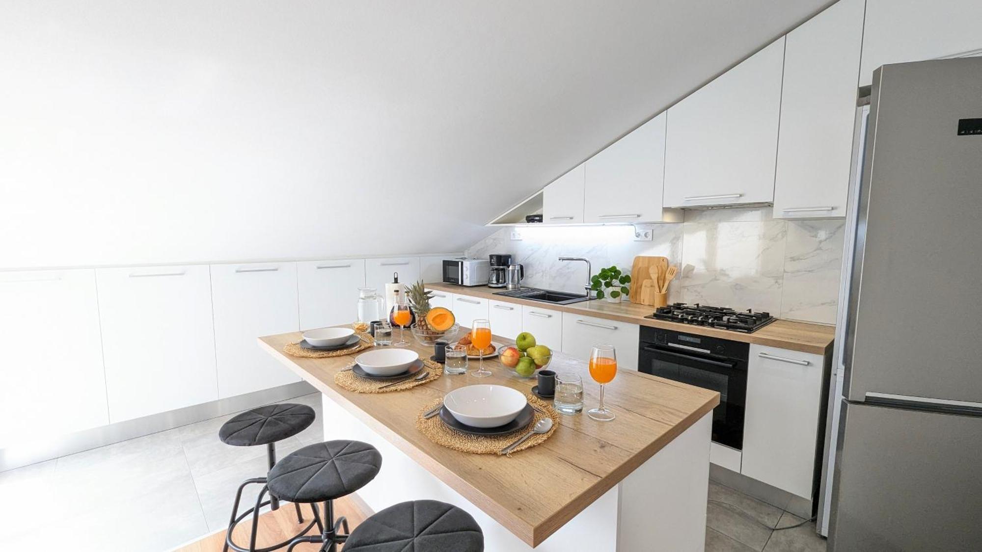 Apartments Tanya 希贝尼克 外观 照片
